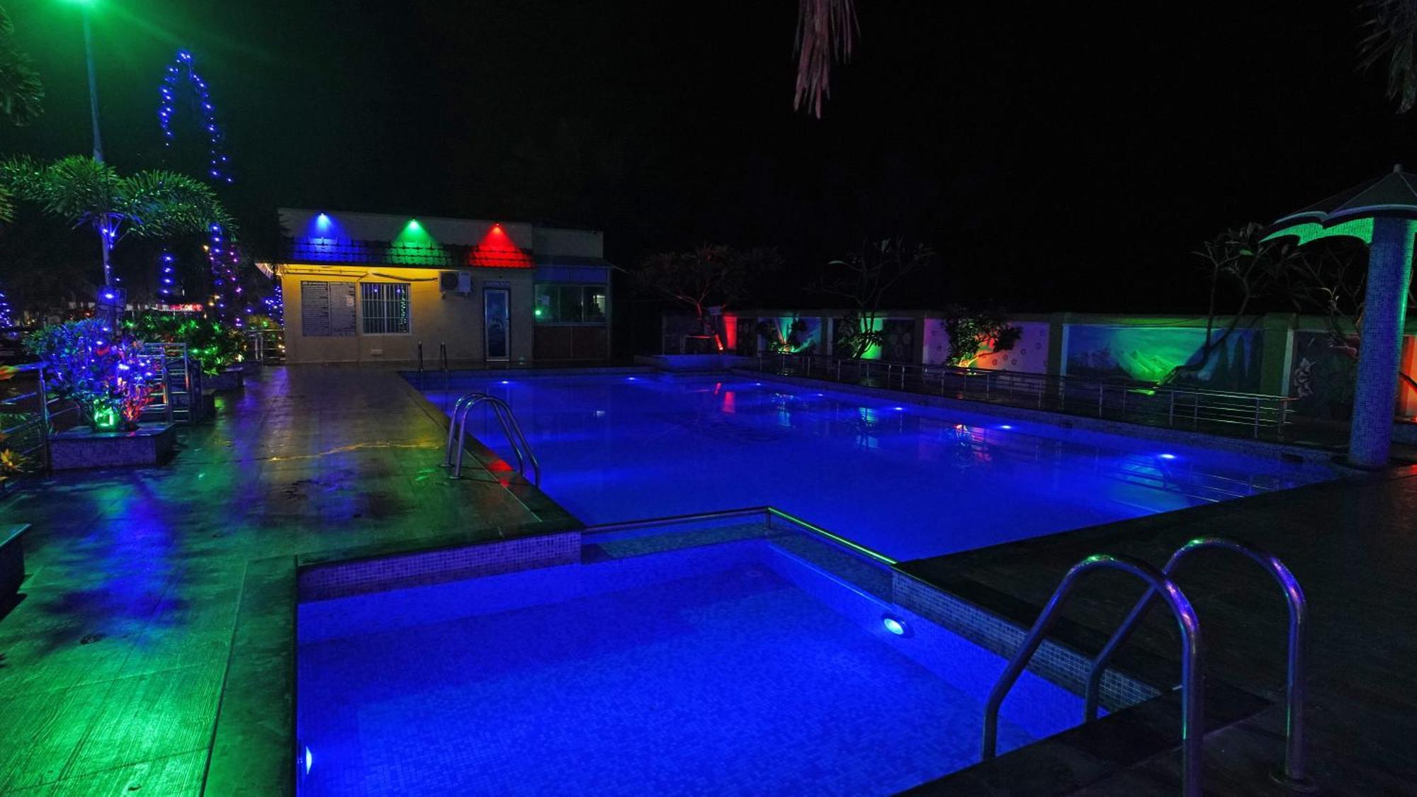 Marino Beach Resort マンダーマニ エクステリア 写真